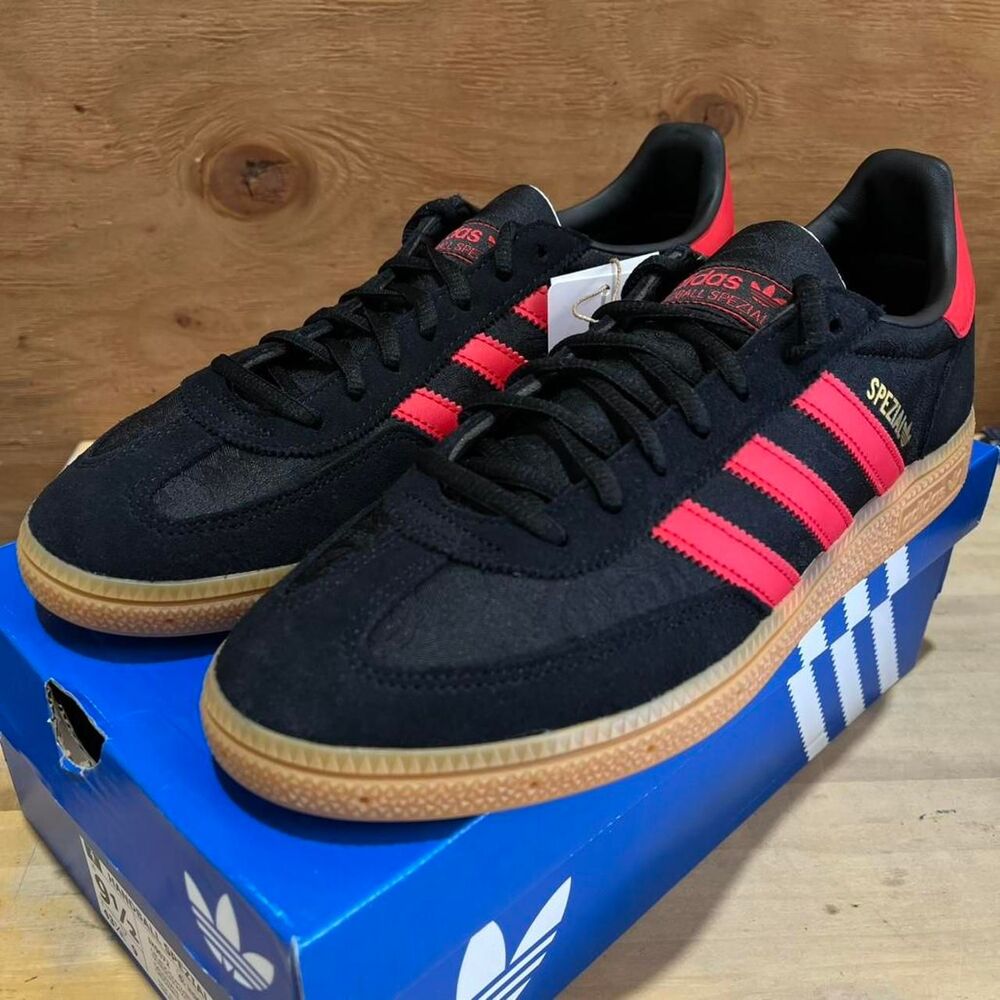 Adidas-originals Men's Black and Navy Trainers